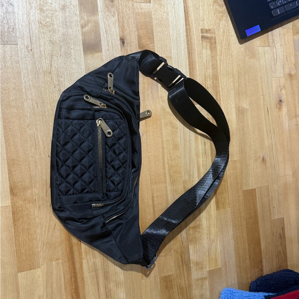 Black Quilted Fanny pack